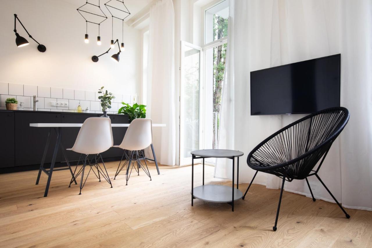 Turnkey I Balcony Studio Apartment Prague Ngoại thất bức ảnh